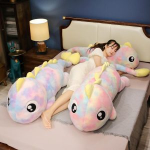 Jouet En Peluche Dinosaure Coloré, Adorable Figurine, Cadeau Pour Filles, Coussin Long Pour Lit, Oreiller De Sommeil, Cadeau D’Anniversaire.  | Jouet En Peluche Pour Enfants Jouet En Peluche Pour Enfants Jouet En Peluche Pour Enfants